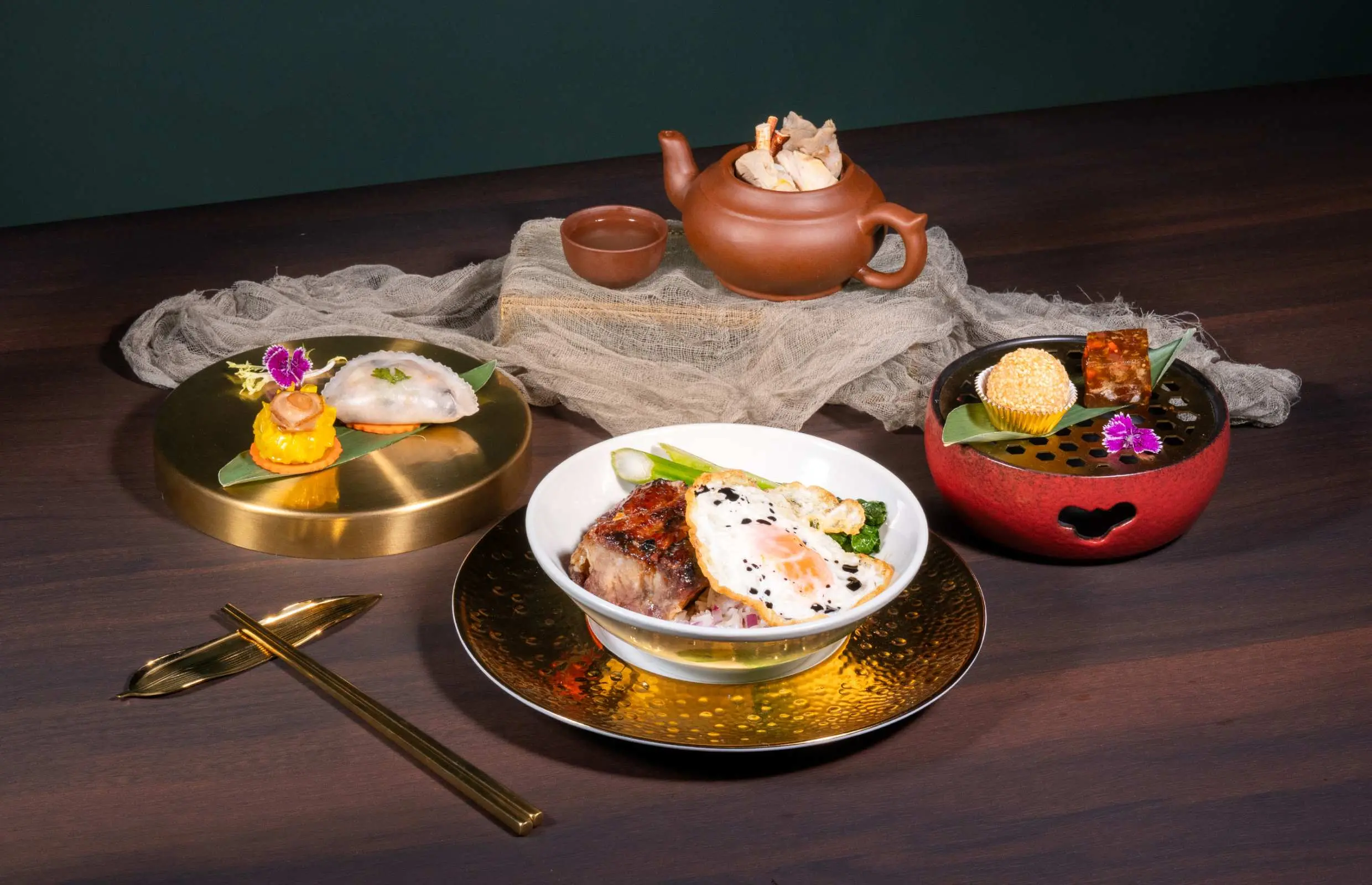 六國酒店｜粵軒中菜廳｜「黯然銷魂十載情」限定套餐｜【佛跳牆風味菜】二人套餐．常饌滋味套餐．粵味饌放套餐．乾隆一品窩套餐．歡聚九大簋套餐．精採海鮮餐．流金歲月情懷套餐．舊影時光珍味套餐