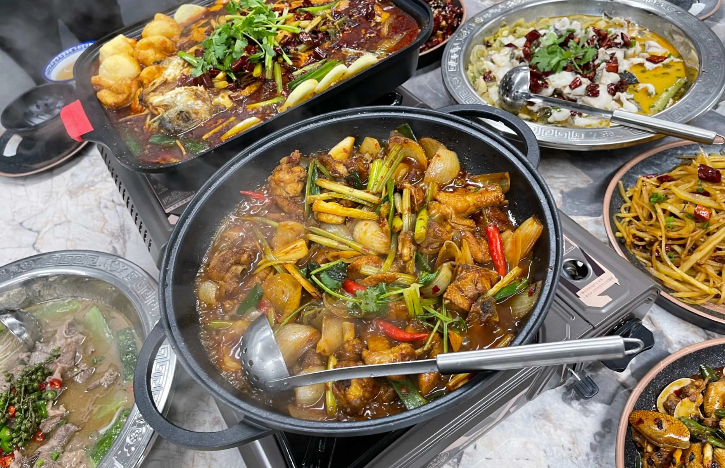 荃灣｜和味煮意｜120分鐘任食火鍋放題｜雞煲．烤魚．酸菜魚