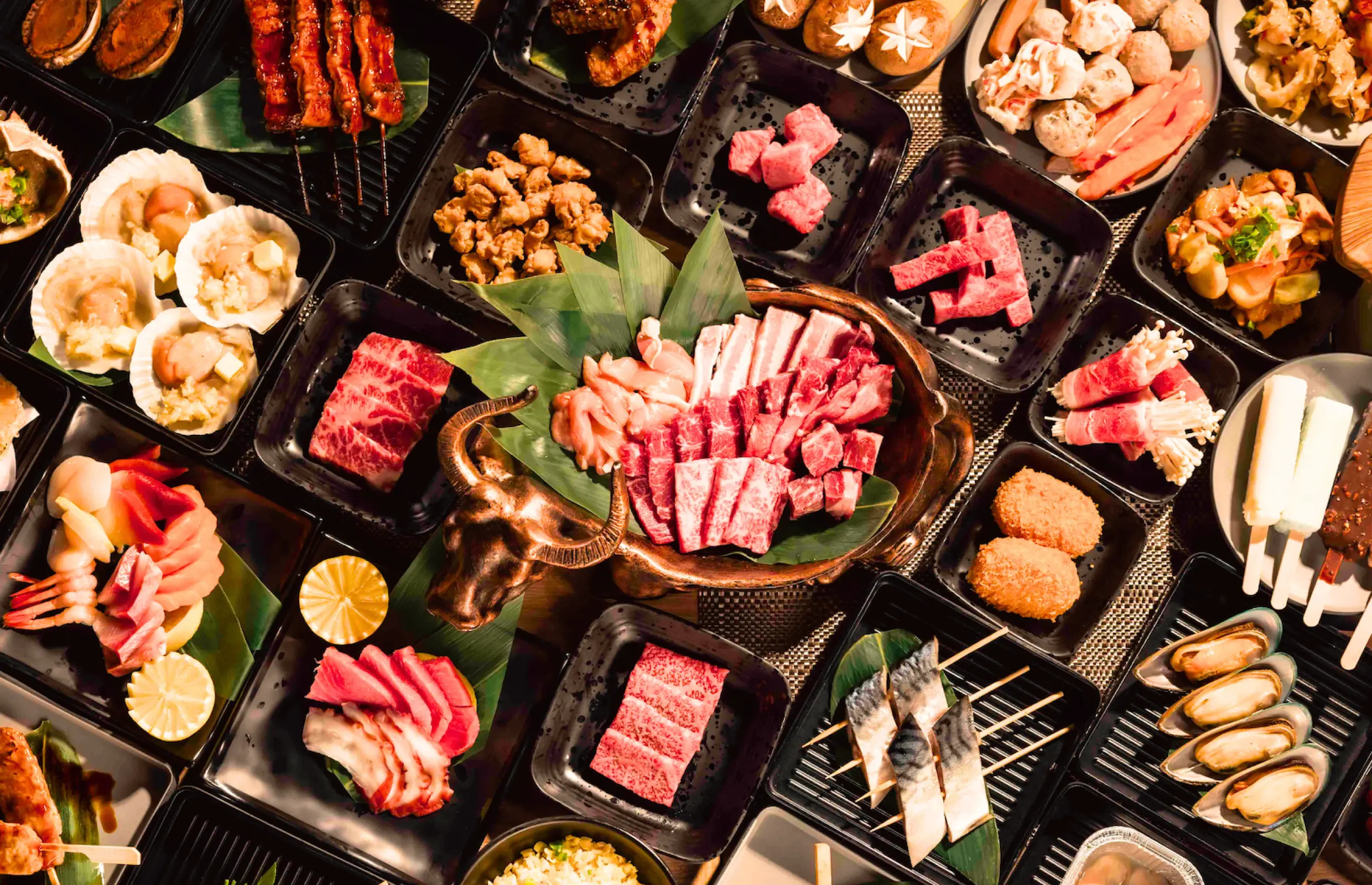 銅鑼灣｜牛舞日本燒肉.涮涮鍋放題｜無限時/120 分鐘同時燒肉及涮涮鍋｜鹿兒島自家農場直送 薩摩和牛｜樂天澳洲和牛｜美國極上牛｜KKday 獨家優惠｜放題優惠推介 2026 