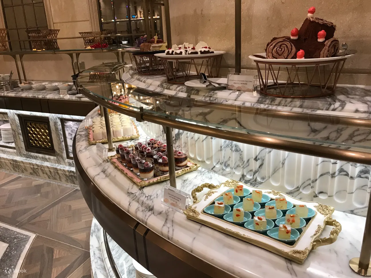 Café A 甜品站 Mövenpick雪糕 榴槤芒果拿破崙 復活節蛋糕