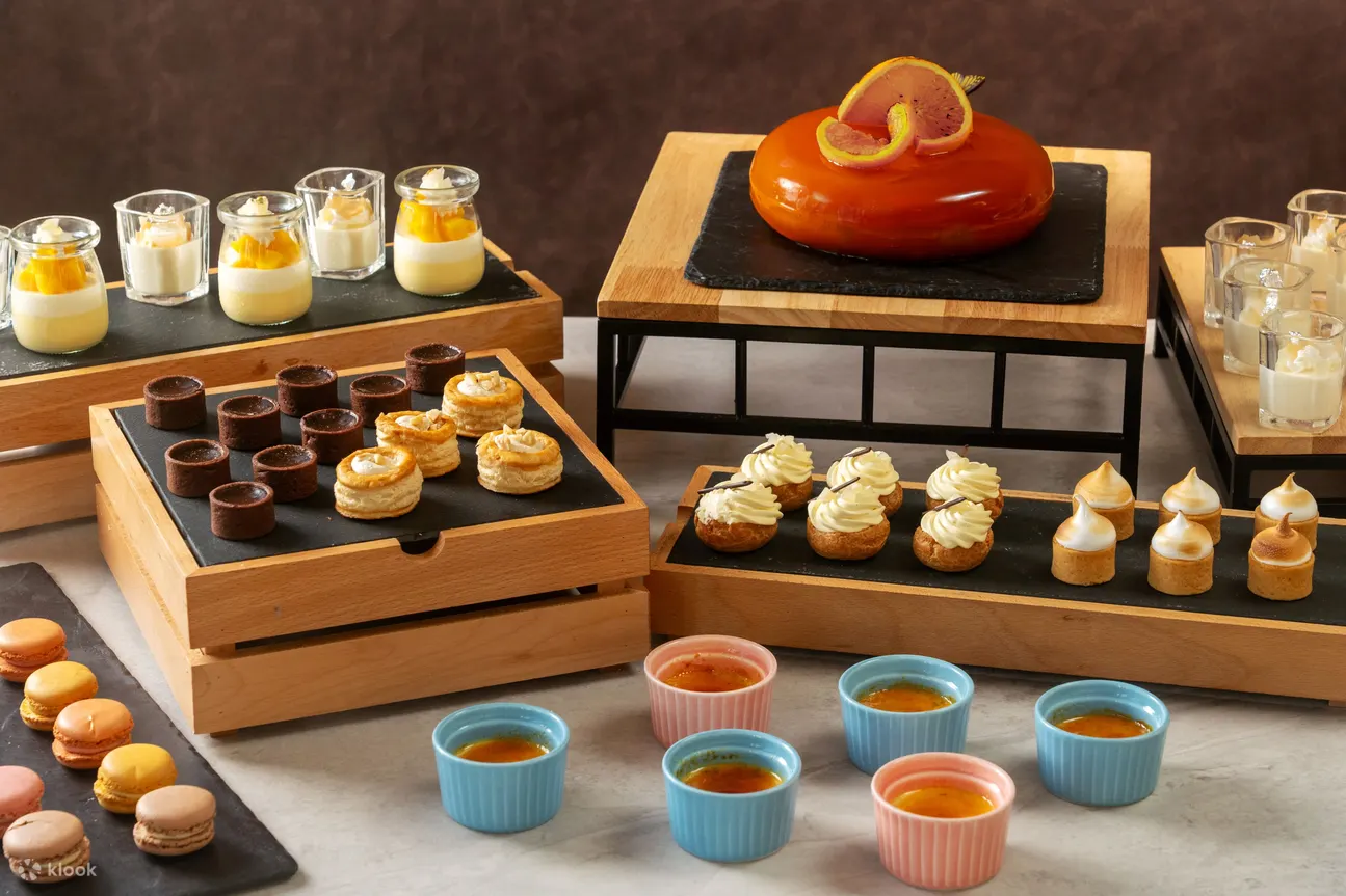 Harbour Grand Café 甜品區 Mövenpick雪糕 芒果拿破崙 朱古力